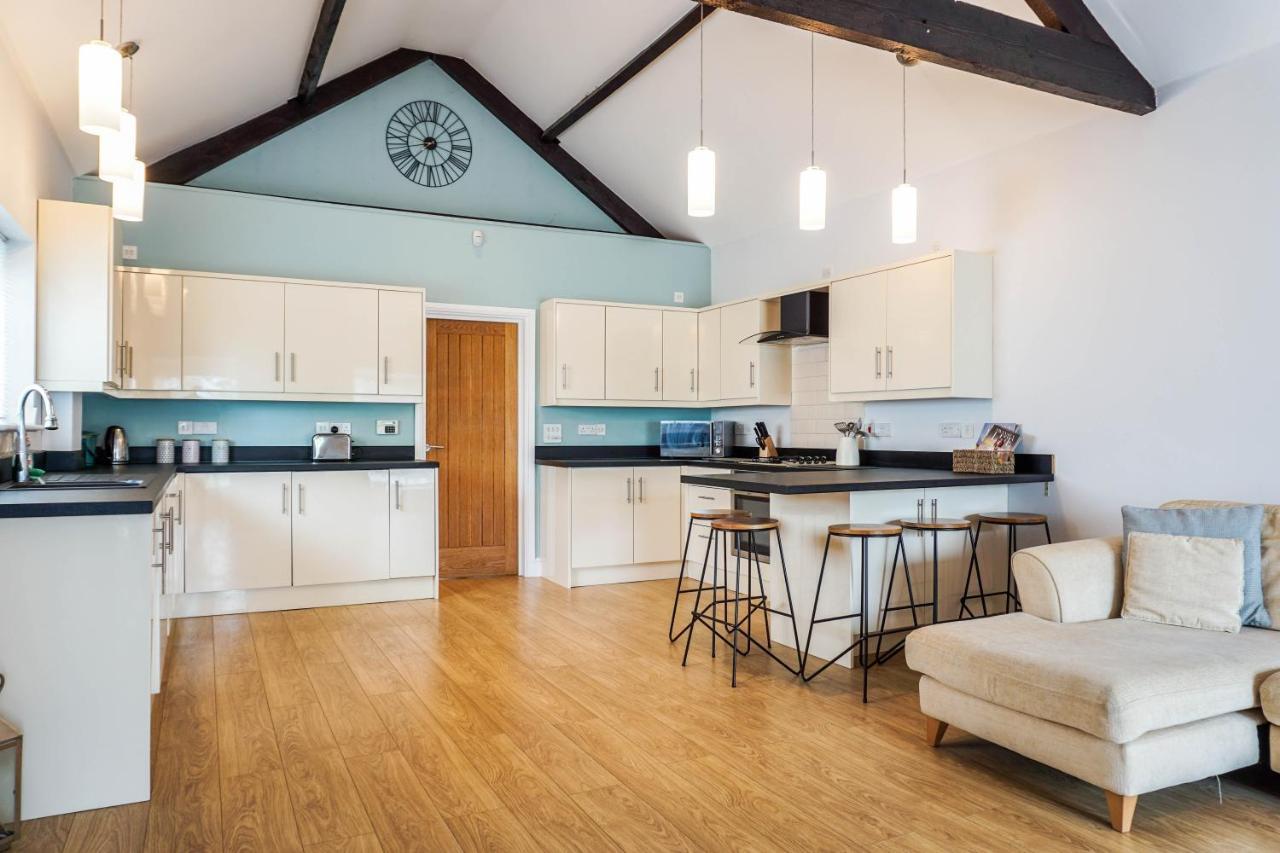The Beach House - Fully Refurbed March 2024 Oystermouth Zewnętrze zdjęcie